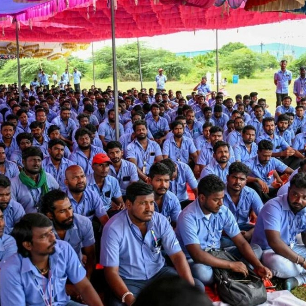 Samsung Electronics' Indian Unit Sues Labor Union Amid 11-Day Strike