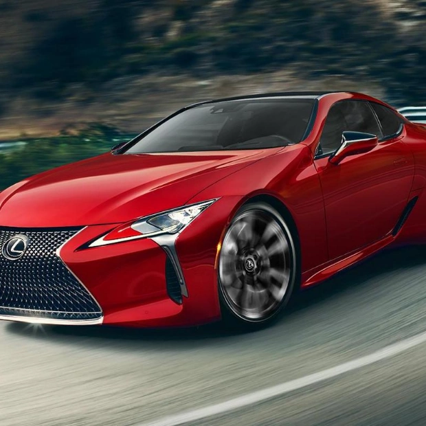 Lexus LC 2025: Обновленный спорткар с новыми опциями