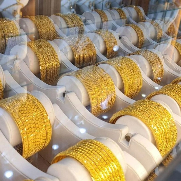 Gold Prices in Dubai Continue to Fall After Record High