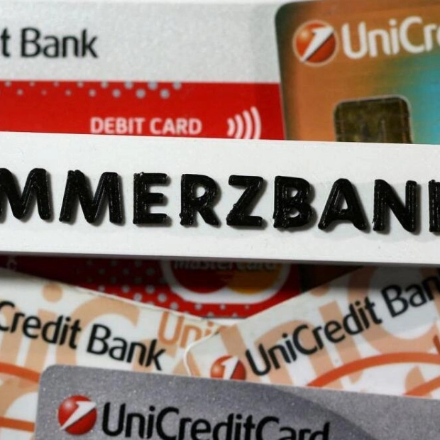 Commerzbank to Discuss Merger with UniCredit