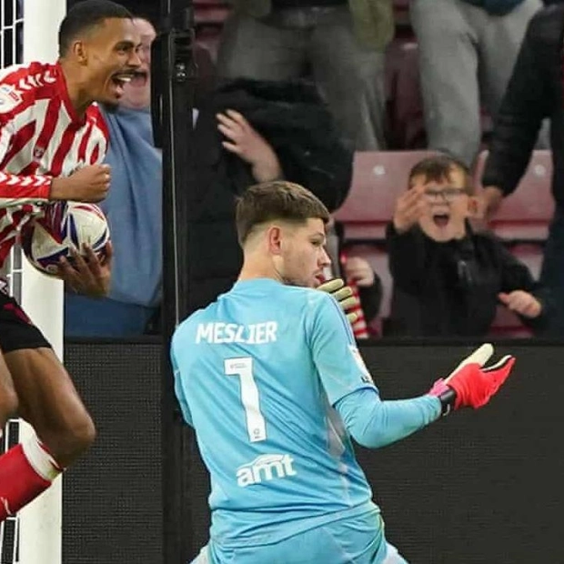 Meslier's Error Hands Sunderland a Draw