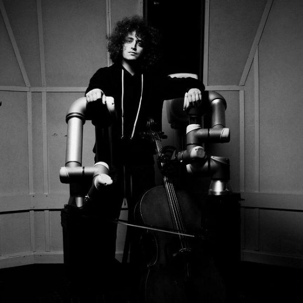 Robot Cellist Makes Debut with Malmö Symphony Orchestra