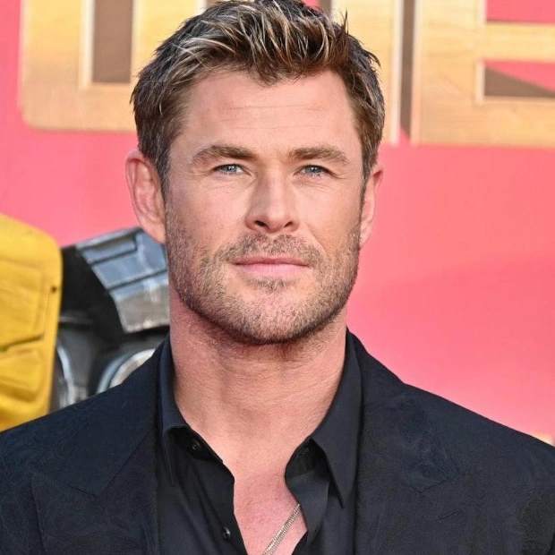 Chris Hemsworth in Talks to Play Prince Charming in Disney Film