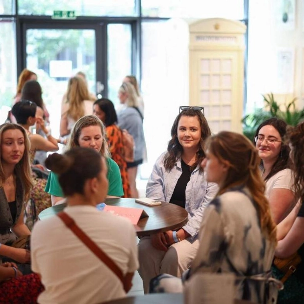 London's Housemate Hunt: Speed Dating for Shared Living