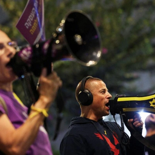 Protests in Tel Aviv Demand Ceasefire and Hostage Release