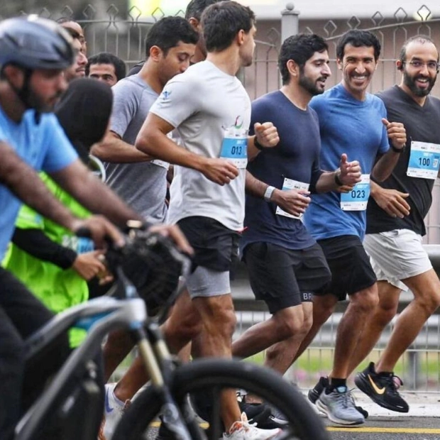 Dubai Crown Prince Leads Dubai Run on Sheikh Zayed Road