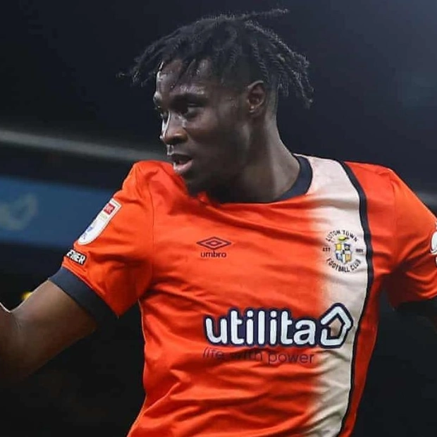 Luton Town Reports Racist Abuse Against Elijah Adebayo