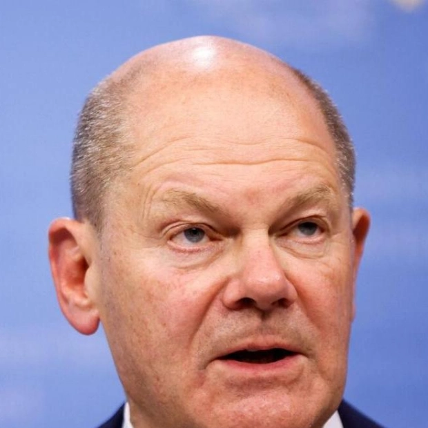 Scholz to Mediate Ministerial Dispute Over Economic Plans