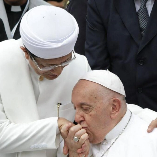 Pope Francis and Indonesian Imam Urge Against Using Religion to Incite Conflict