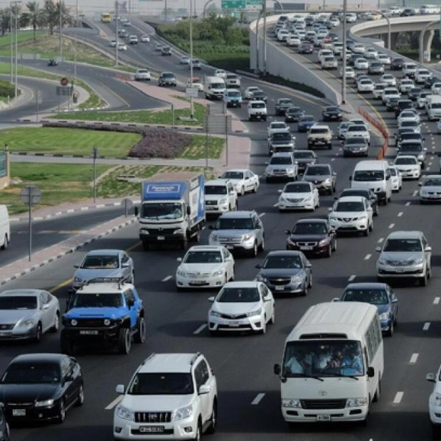 Dubai Police Alert Motorists to Accident on Airport Road