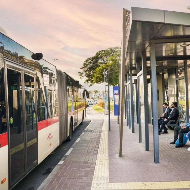 Dubai Installs 141 New Bus Shelters for Commuters