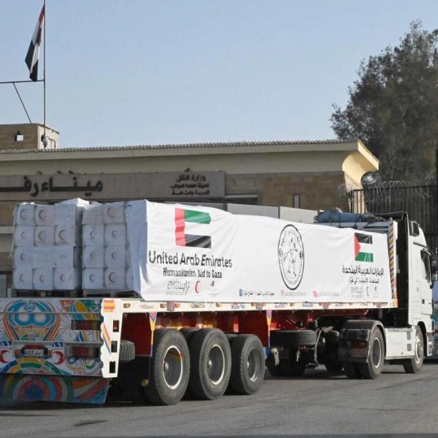 UAE Humanitarian Aid Convoys Enter Gaza Strip