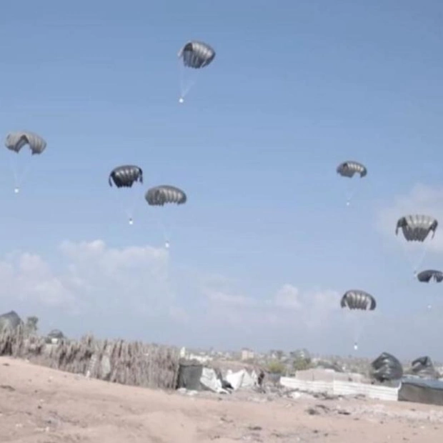 UAE Conducts 53rd Humanitarian Airdrop in Gaza