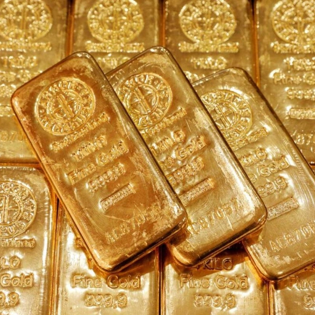 Gold Market Poised for Surge Amid Fed Rate Cut Expectations