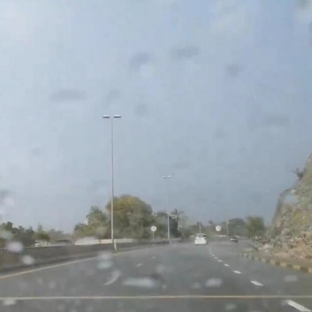 Light Rains and Heavy Drizzles Impact UAE's Eastern Coast