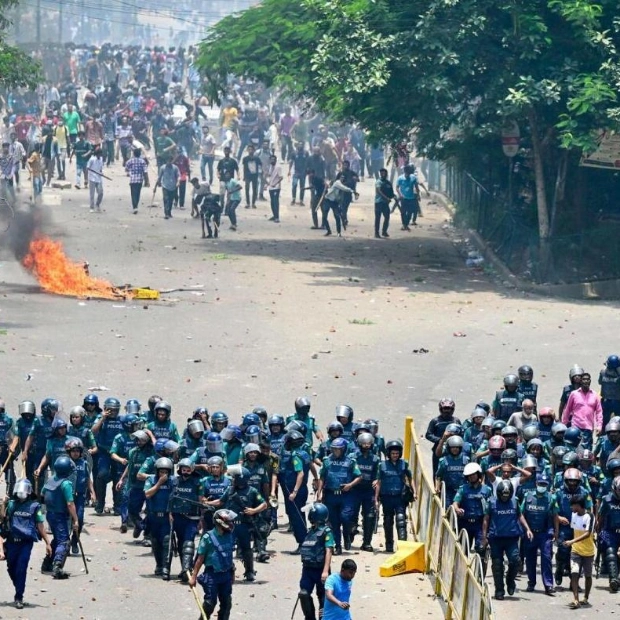 Bangladesh Faces Widespread Telecom Disruption Amid Protests