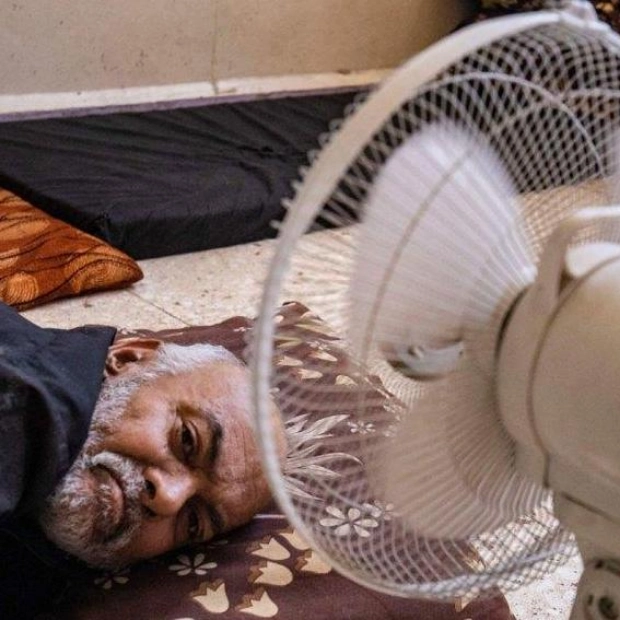 Electric Fans May Not Cool Older Adults During Heat Waves