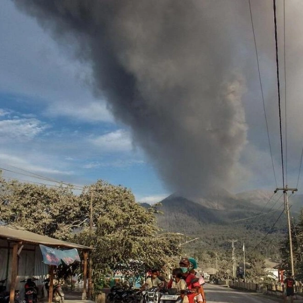 Indonesia's Mount Lewotobi Laki-Laki Erupts Again