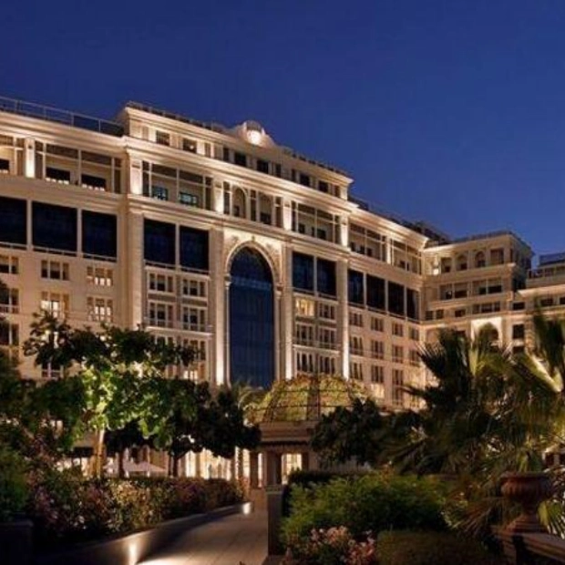 Дубайский отель Palazzo Versace снова на аукционе