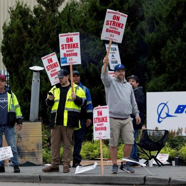 Boeing and Union to Resume Contract Talks on October 7