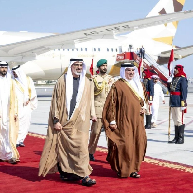 Crown Prince of Abu Dhabi Visits Bahrain