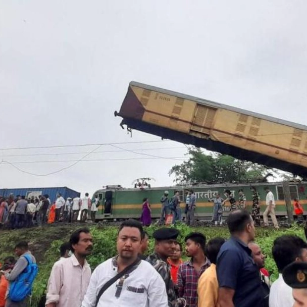 India Investigates Fatal Train Collision in West Bengal