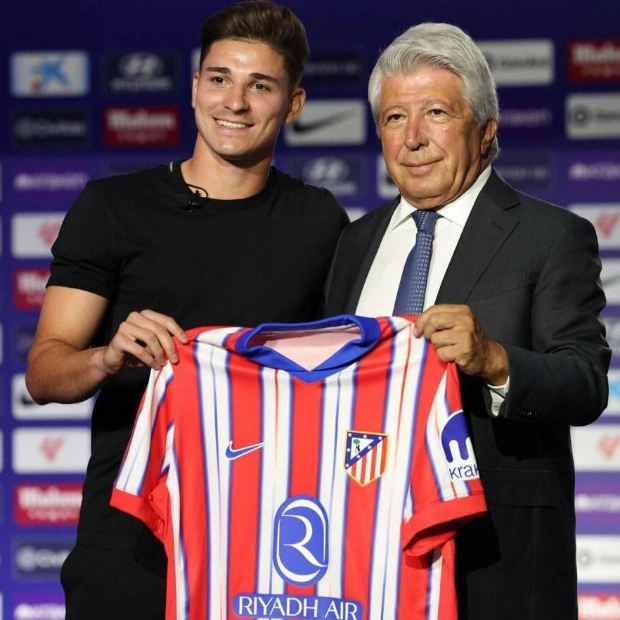 Simeone Praises New Signing Alvarez, Eyes Title Challenge