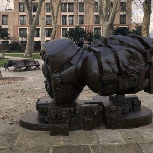 Oscar Wilde's New Sculpture: A Controversial Tribute