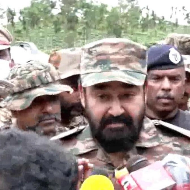 Mohanlal Visits Landslide-Hit Wayanad, Praises Rescue Efforts