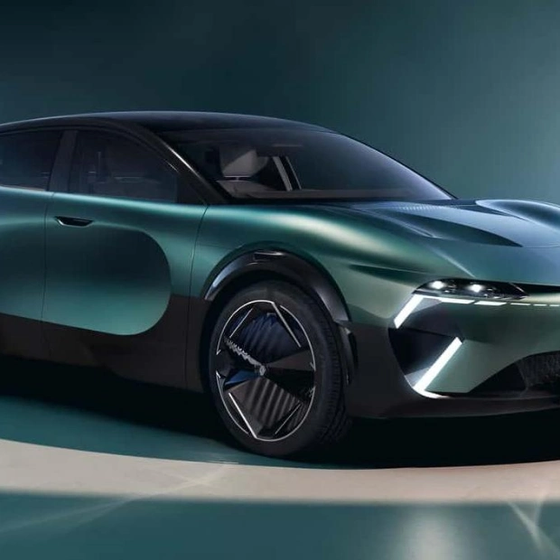 Renault's Emblème: A Dual-Tech Eco-Friendly Concept