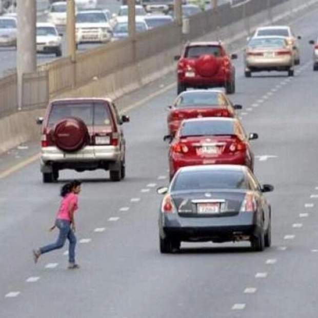 Legal Expert Warns Dubai Residents on Traffic Laws at Pedestrian Crossings