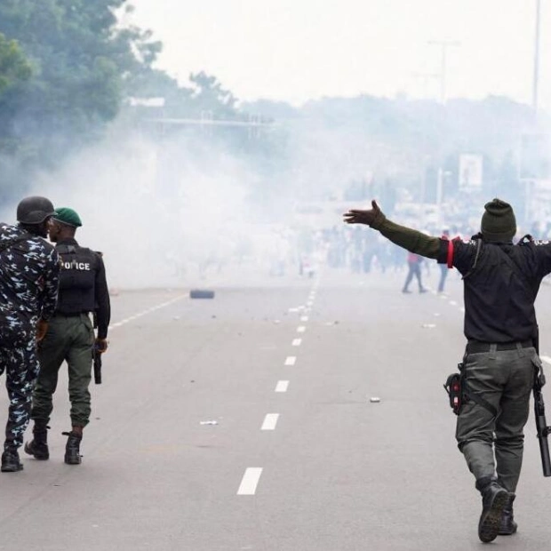 Nigeria Charges 10 with Treason Over Protests