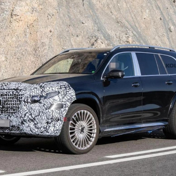 Новые обновления Mercedes-AMG GLS и Mercedes-Maybach GLS