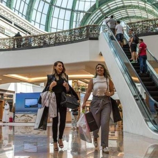 Дубай: 12-часовая мегараспродажа откроет летний фестиваль