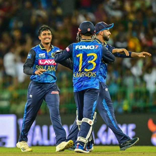 Vandersay's Six-Wicket Haul Guides Sri Lanka to Victory Over India