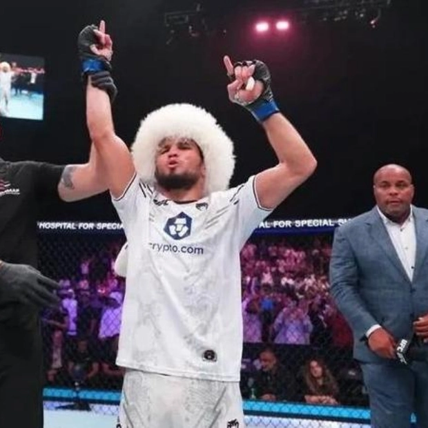 Умар Нурмагомедов одержал победу на UFC в Абу-Даби