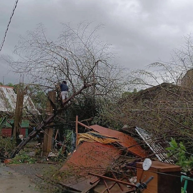 Super Typhoon Man-Yi Ravages Philippines