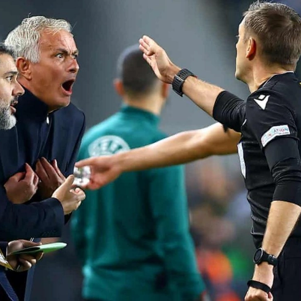 Mourinho Sarcastically Praises Referee Turpin After Red Card