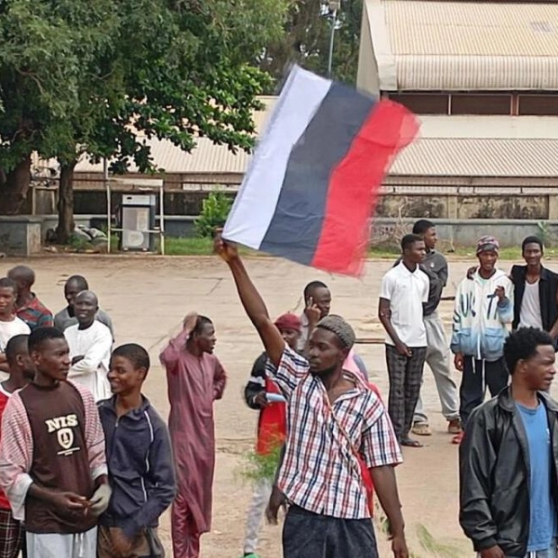 Nigeria Arrests Polish Nationals for Raising Russian Flags in Protests