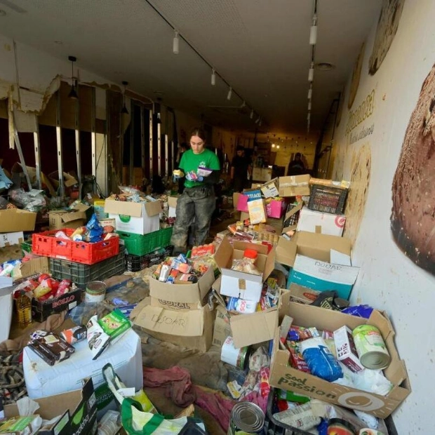 Young Volunteers Lead Humanitarian Effort After Deadly Floods in Spain