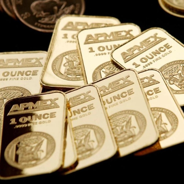 Gold Prices Plunge to Two-Month Low Amid Market Shifts