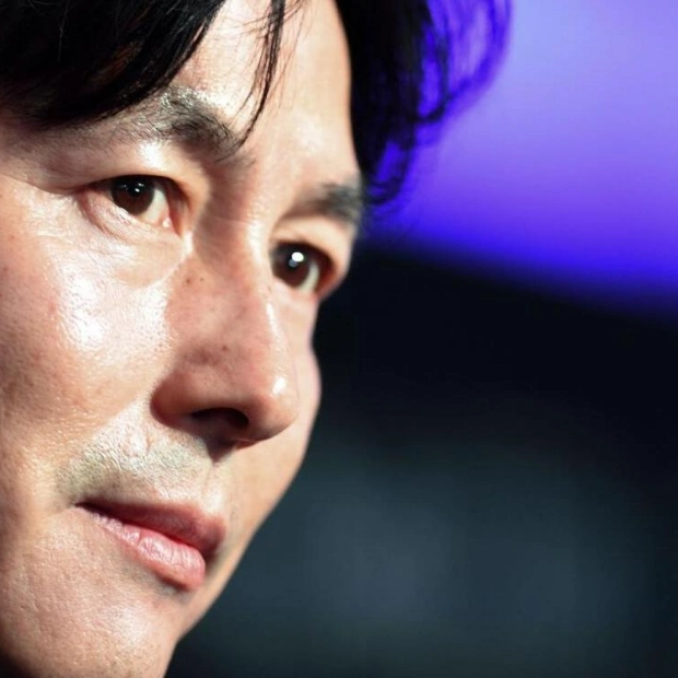 South Korean Actor Apologizes for Unmarried Fatherhood