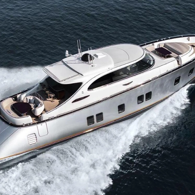 Zeelander Yachts Launches Flagship Zeelander 8 Series