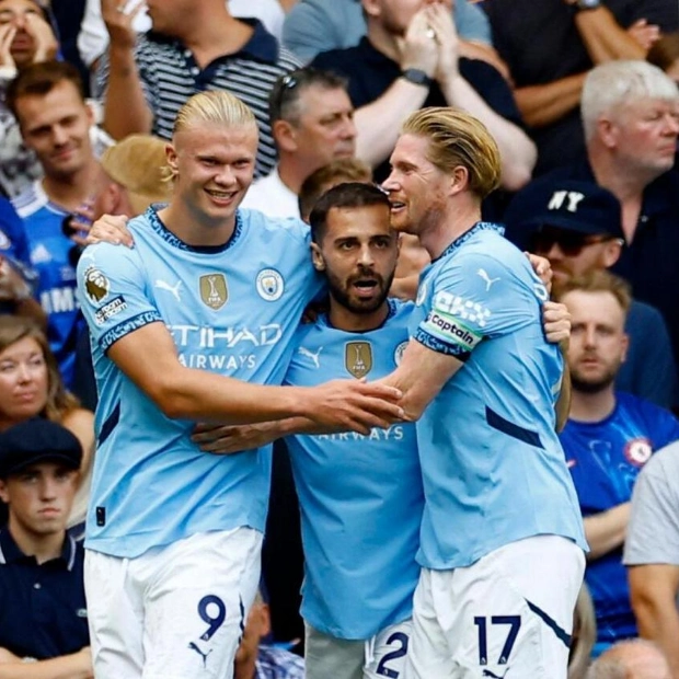 Manchester City Starts Title Defence with 2-0 Win Over Chelsea