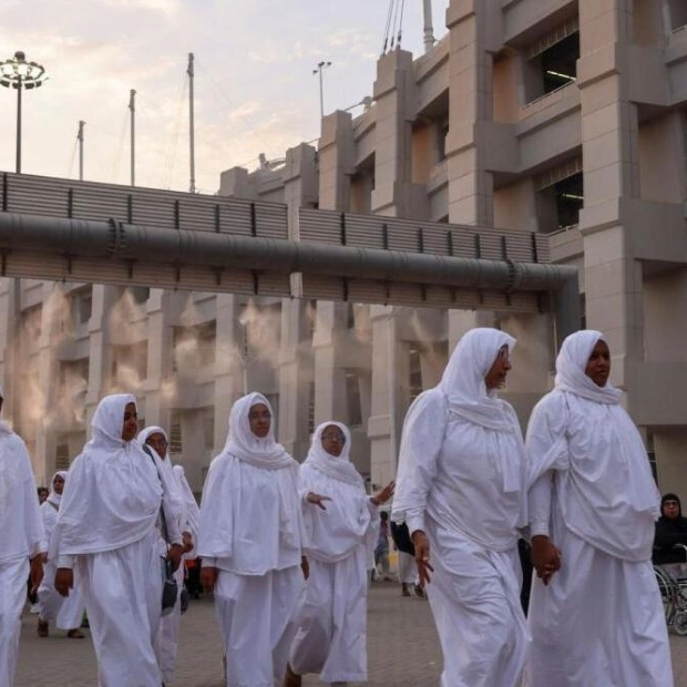 Saudi Arabia Warns of Extreme Heat as Haj Pilgrims Face Temperature Spike
