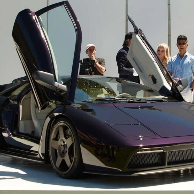 Reviving the '90s: Eccentrica V12 Diablo Restomod Debuts at The Quail