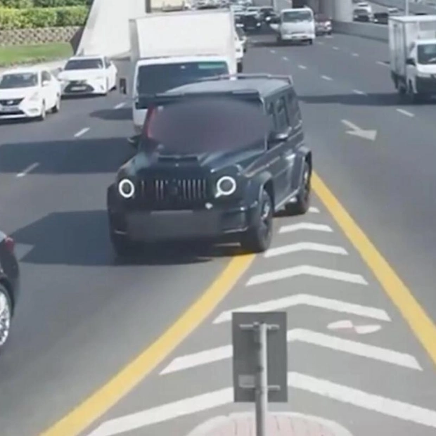 Dubai Police Enforce Strict Penalties for Lane Violations