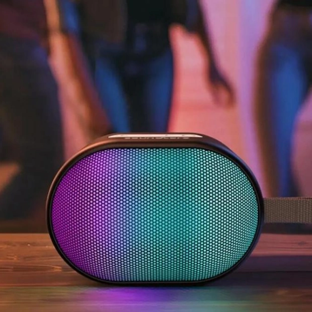 Soundcore Pyro Mini: Compact Speaker with Dazzling Performance