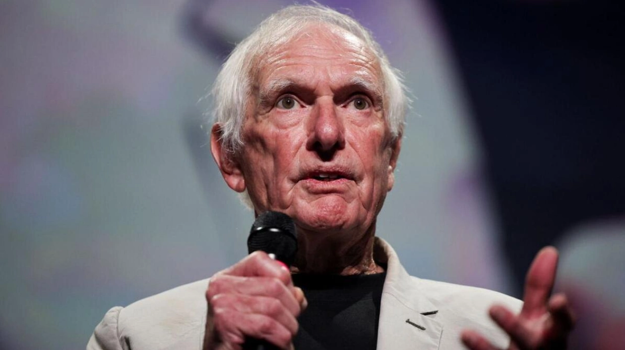 Peter Weir Receives Lifetime Achievement Award, Shares Filmmaking Wisdom