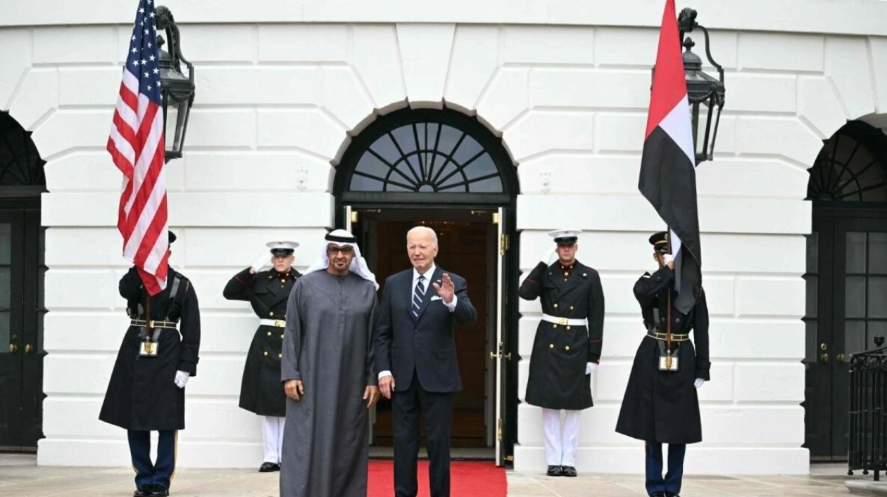 President Sheikh Mohamed Begins Official Visit to the U.S.